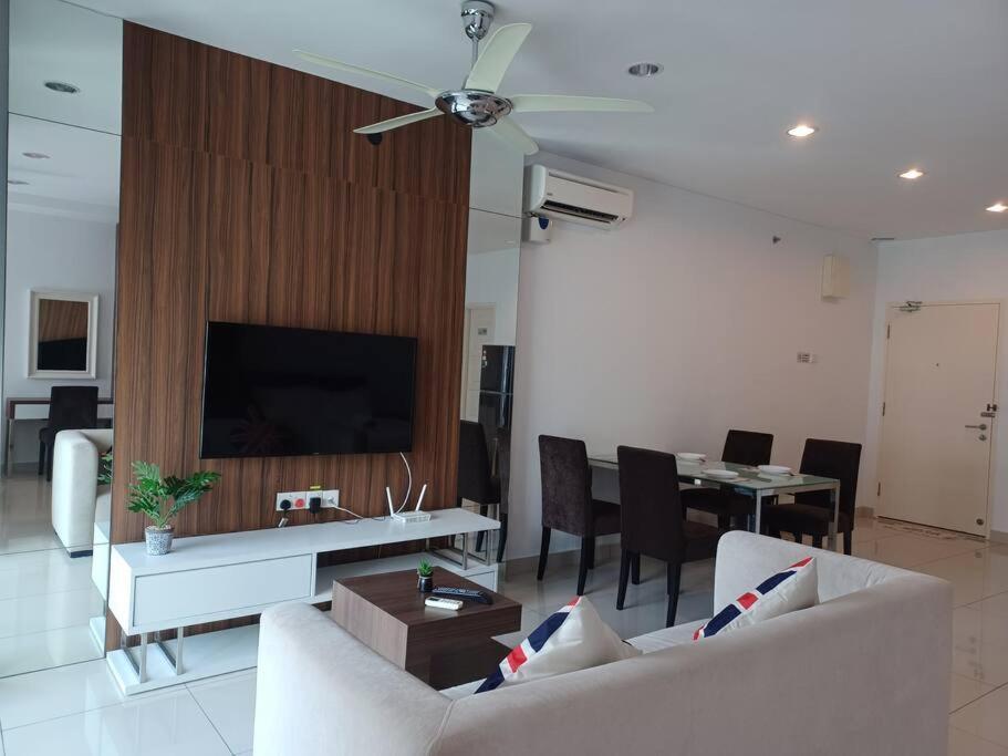 דירות ג'ורג' טאון Ls Mansion One מראה חיצוני תמונה